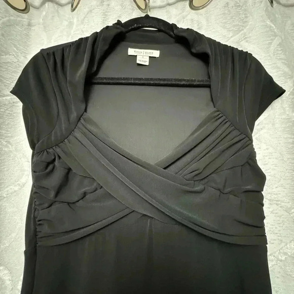 White House Black Market Dress Size 4 Structured Cinched Little Black dress - Picture 2 of 14